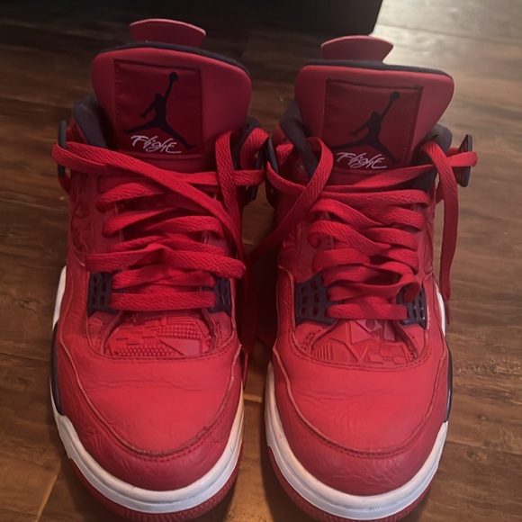 Air Jordan 4 Retro 4 Fiba Preowned
Mens Sz 8 - Picture 5 of 12